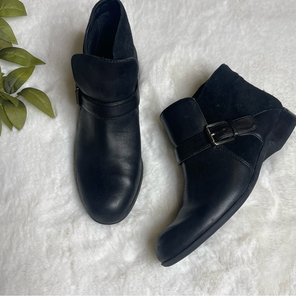 Franco Sarto Black Flats